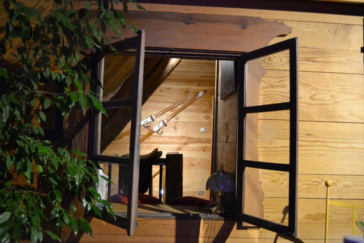 Les Jardins D'Armance Ξενοδοχείο Le Valdahon Εξωτερικό φωτογραφία